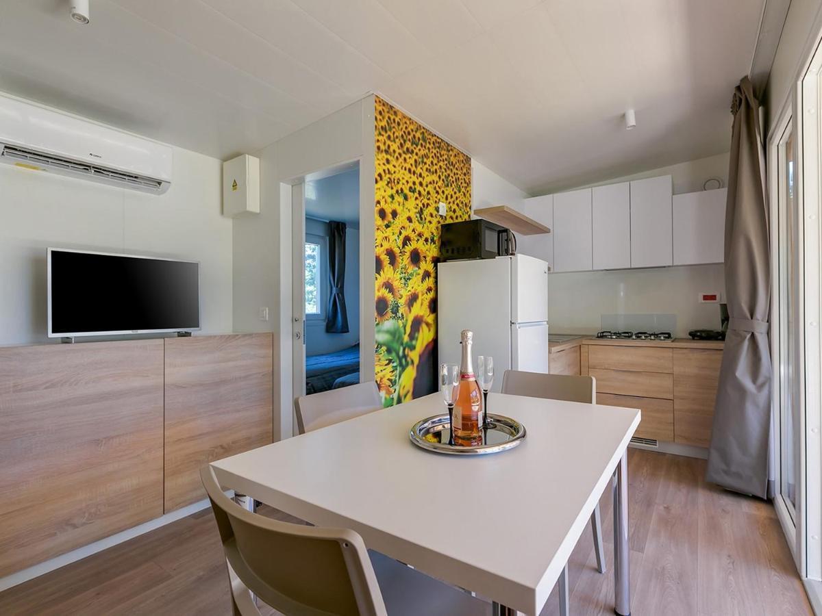 Adriamar Mobile Homes In Camping Park Umago Esterno foto
